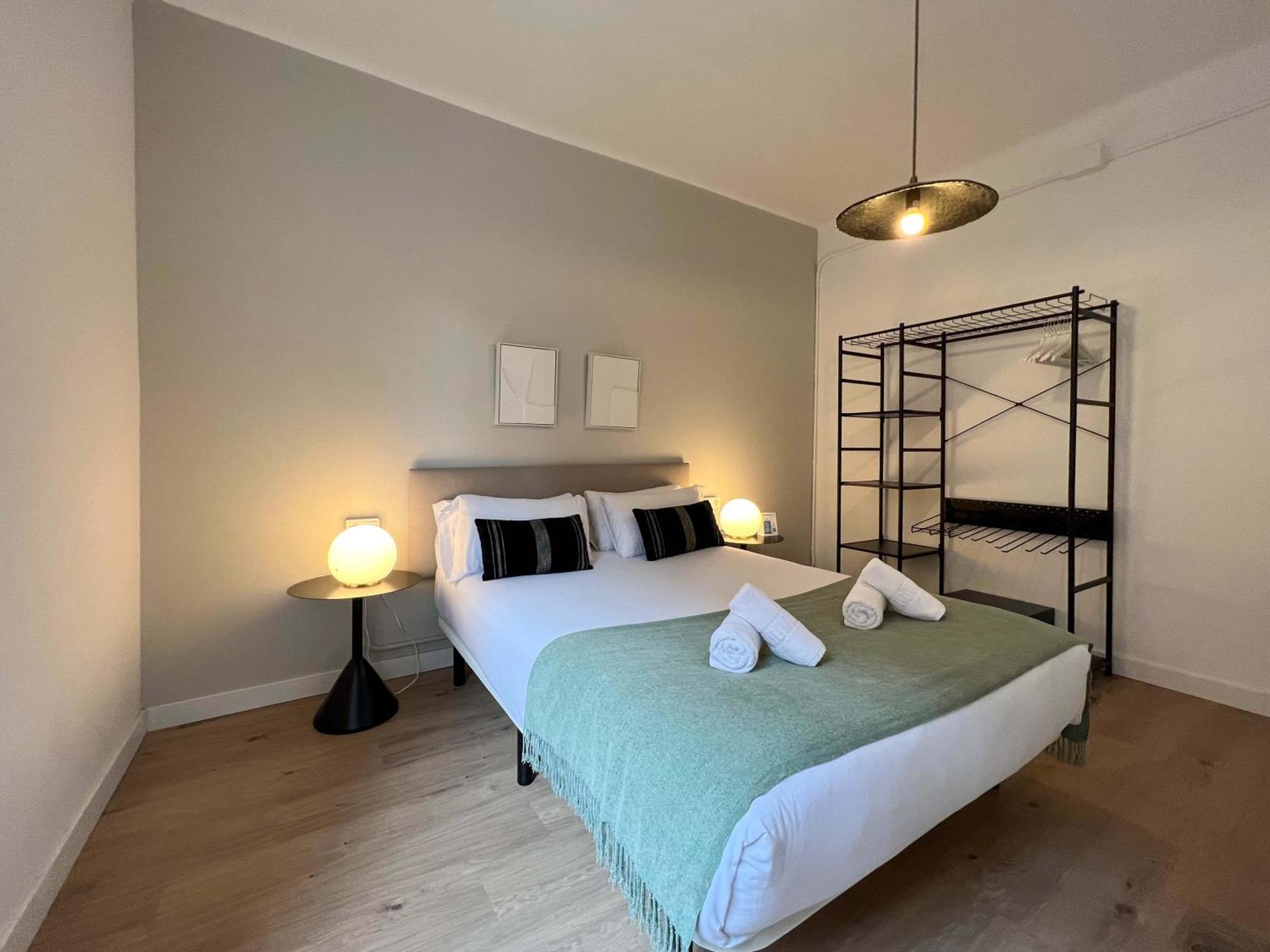 ברצלונה Stay U-Nique Apartments Gaudi I מראה חיצוני תמונה